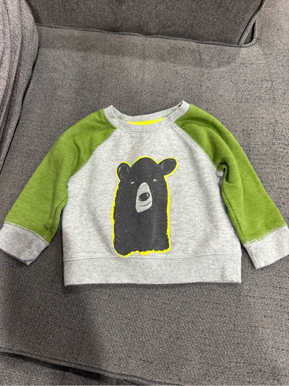 Cat & Jack Gray Sweatshirt with Green Sleeves and Black Bear Graphic